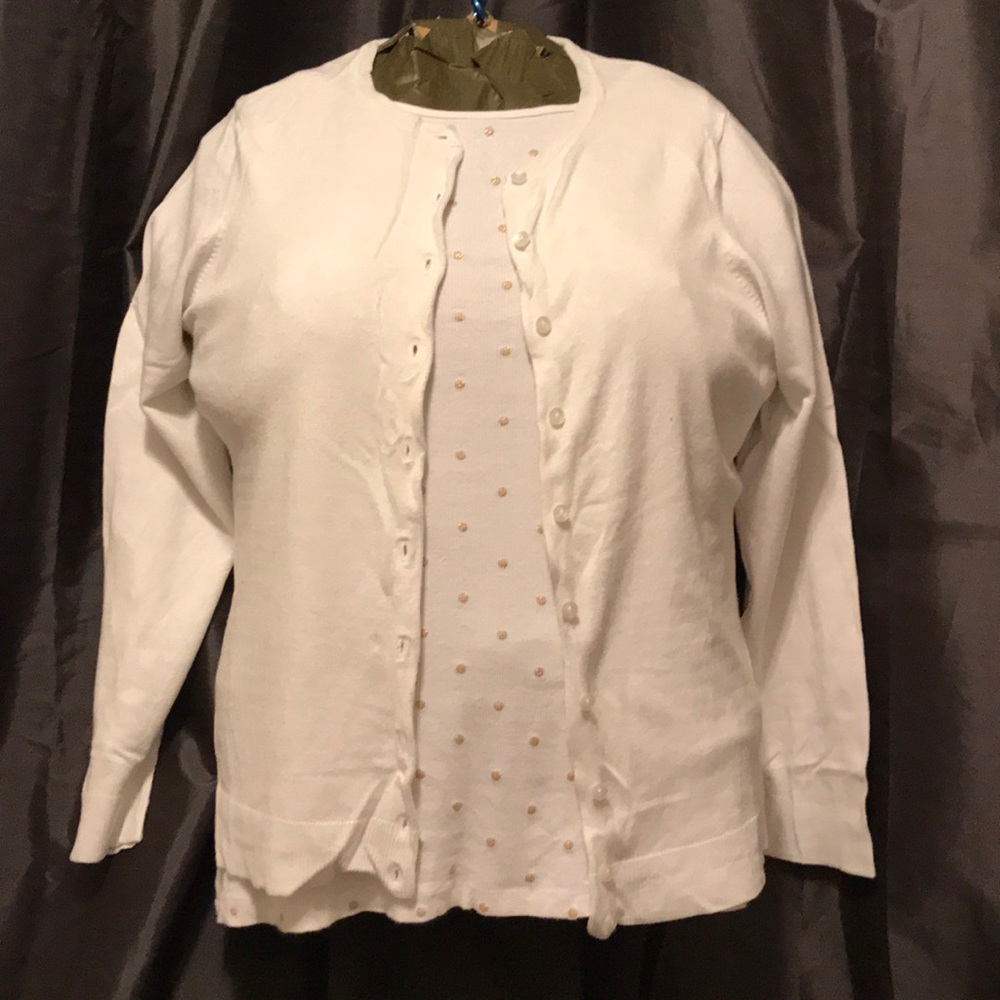 White cardi, 2x